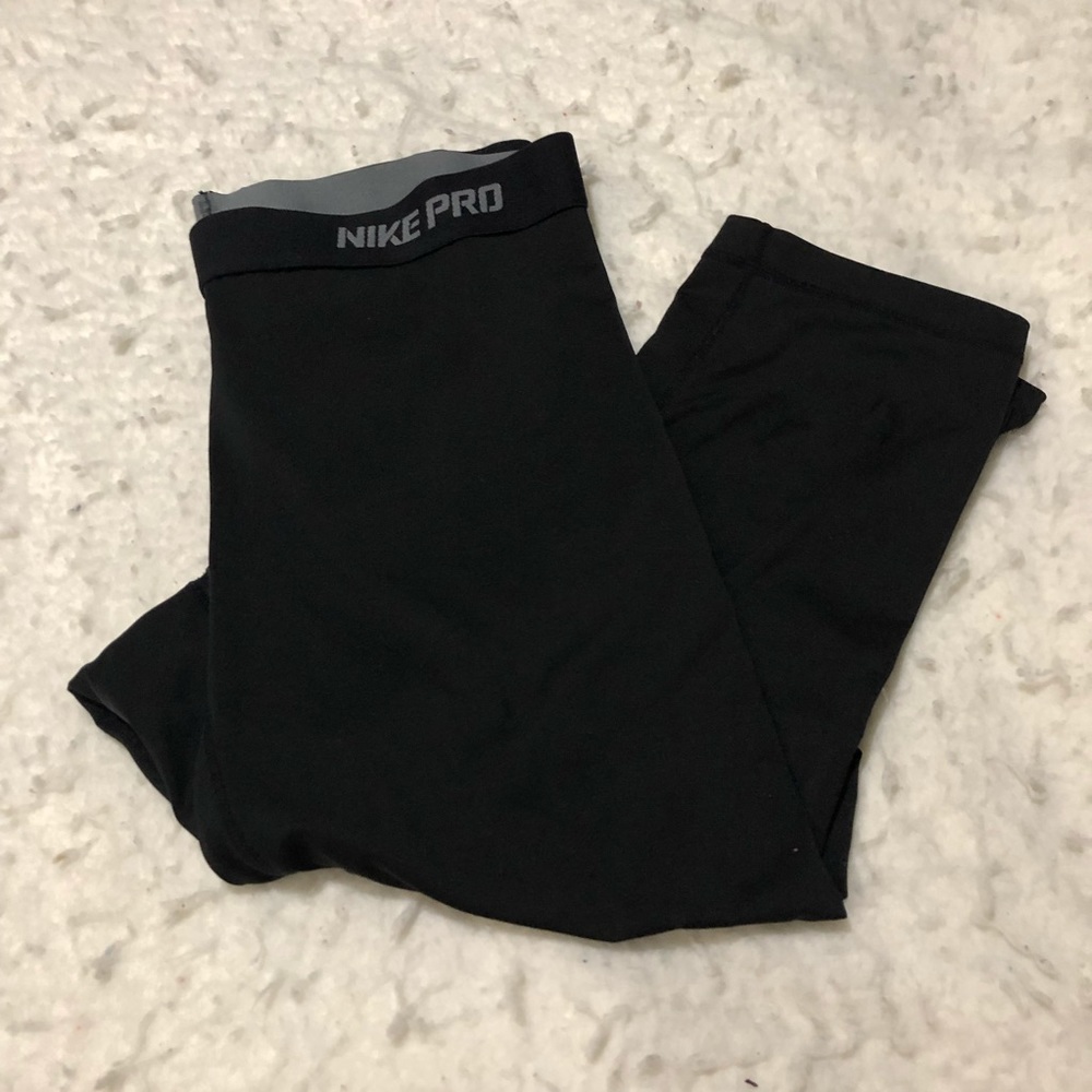 Nike capris